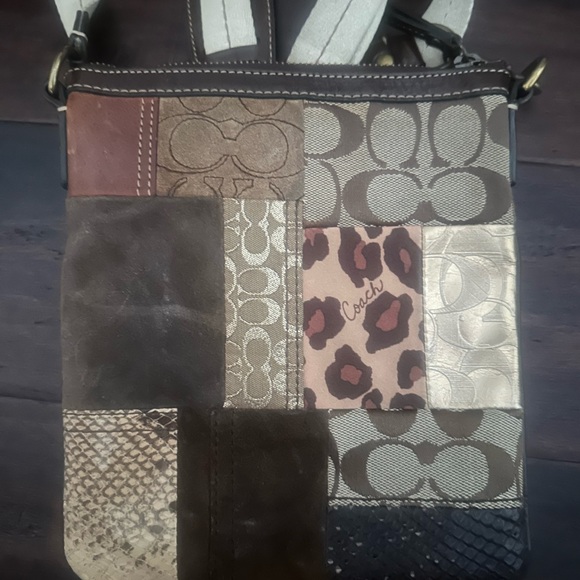 Coach Leather Patchwork Crossbody bag, animal print 🐆 40915 - Picture 5 of 8